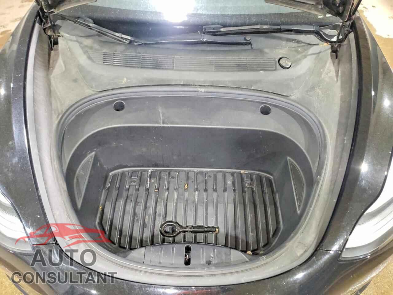 TESLA MODEL 3 2022 - 5YJ3E1EA7NF370005