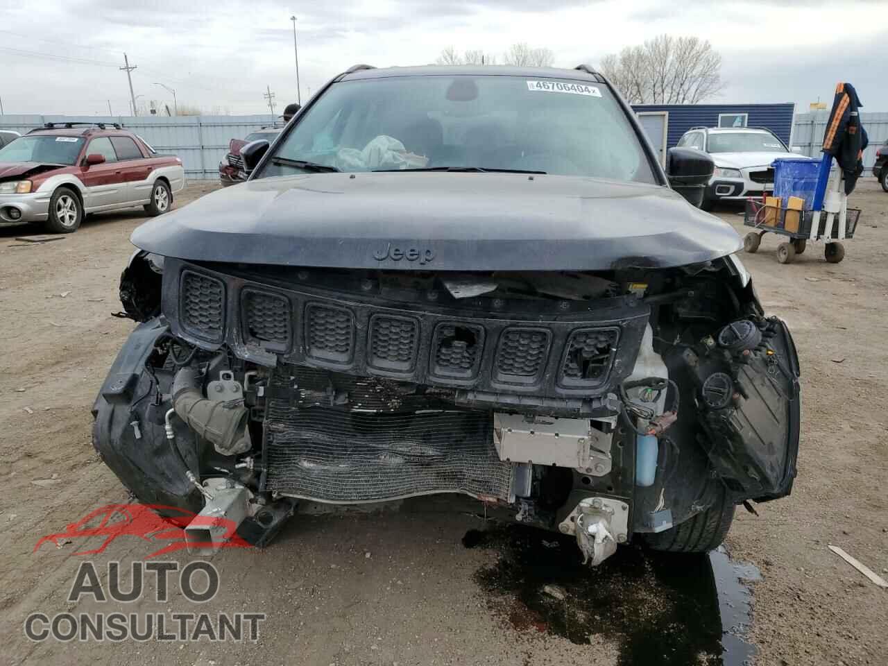 JEEP COMPASS 2018 - 3C4NJDBB3JT457379