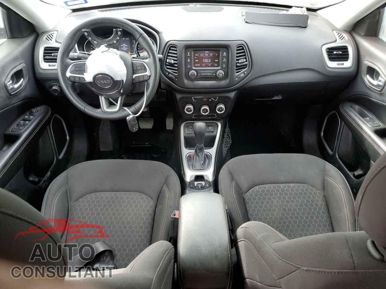 JEEP COMPASS 2017 - 3C4NJCAB4HT668354