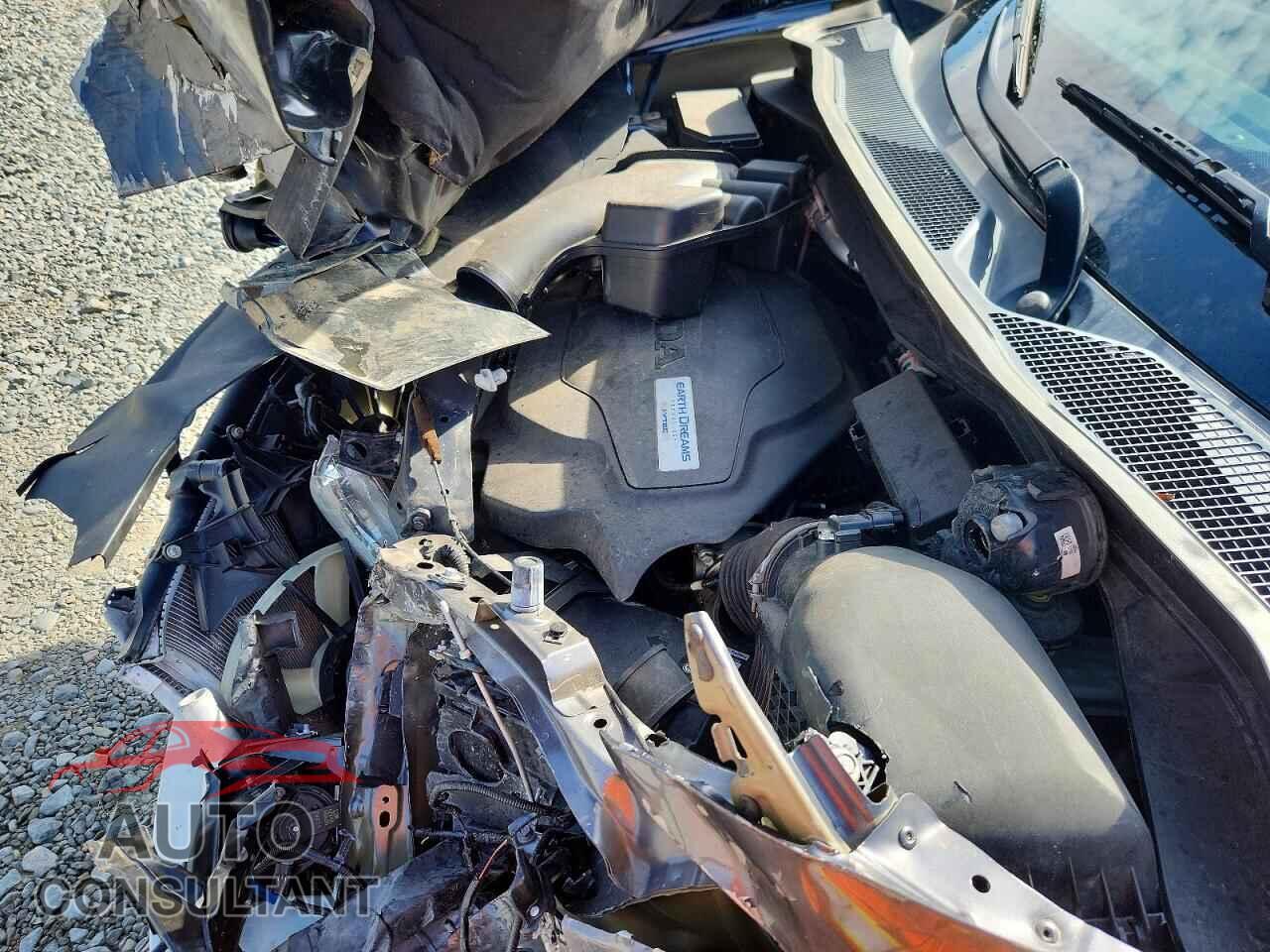 HONDA PILOT 2017 - 5FNYF5H59HB044963