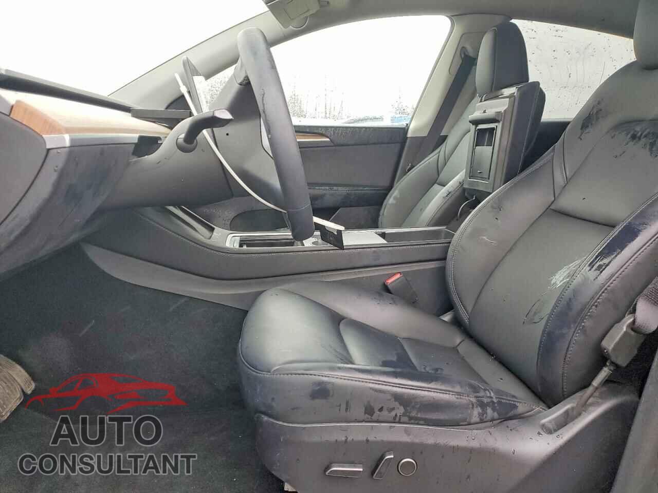 TESLA MODEL Y 2023 - 7SAYGDEEXPF762633