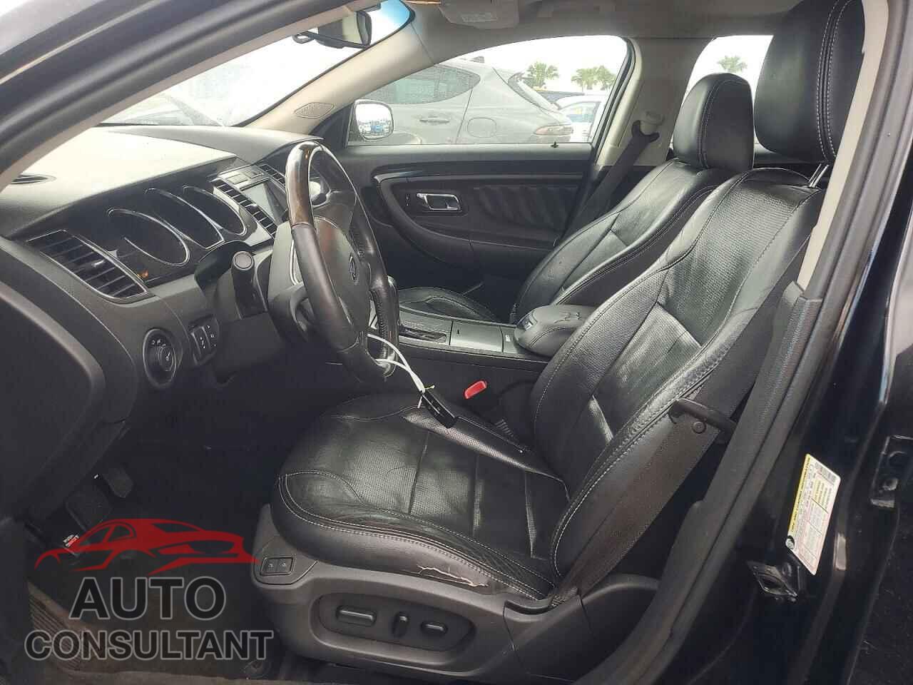 FORD TAURUS 2011 - 1FAHP2FW0BG163351