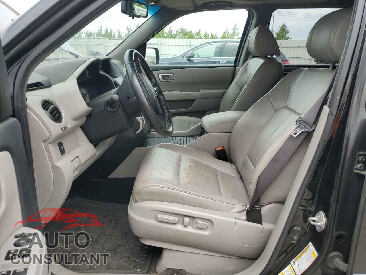 HONDA PILOT 2011 - 5FNYF4H56BB506624