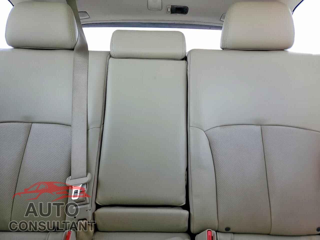 SUBARU OUTBACK 2014 - 4S4BRCLC3E3298213