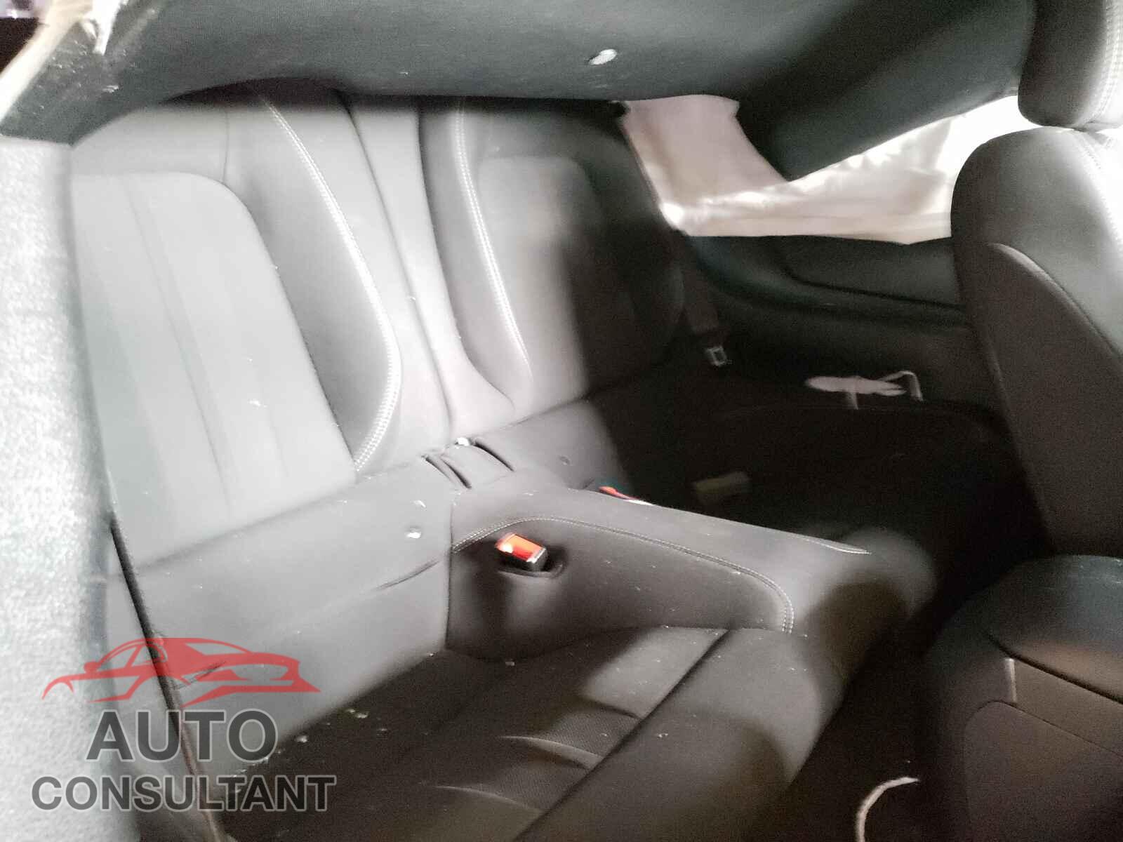 FORD MUSTANG 2018 - 1FA6P8TH7J5182618
