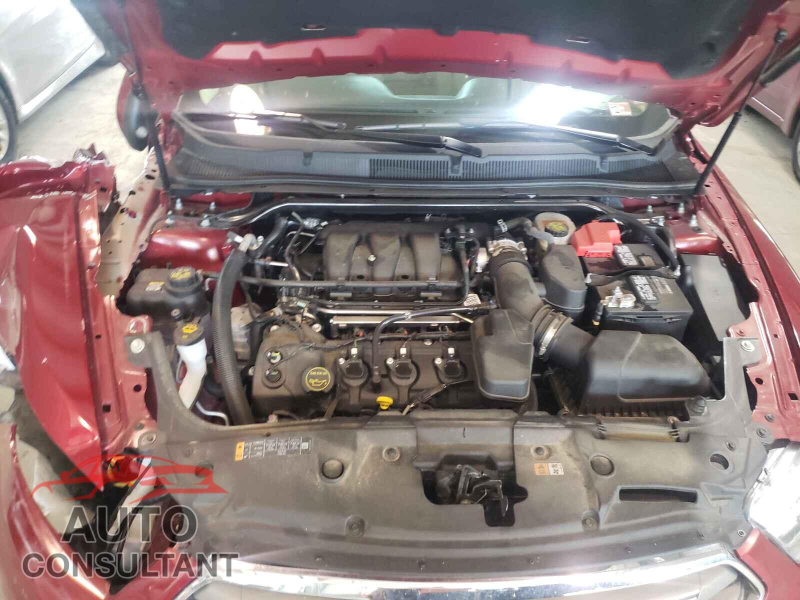 FORD TAURUS 2019 - 1FAHP2E82KG110332