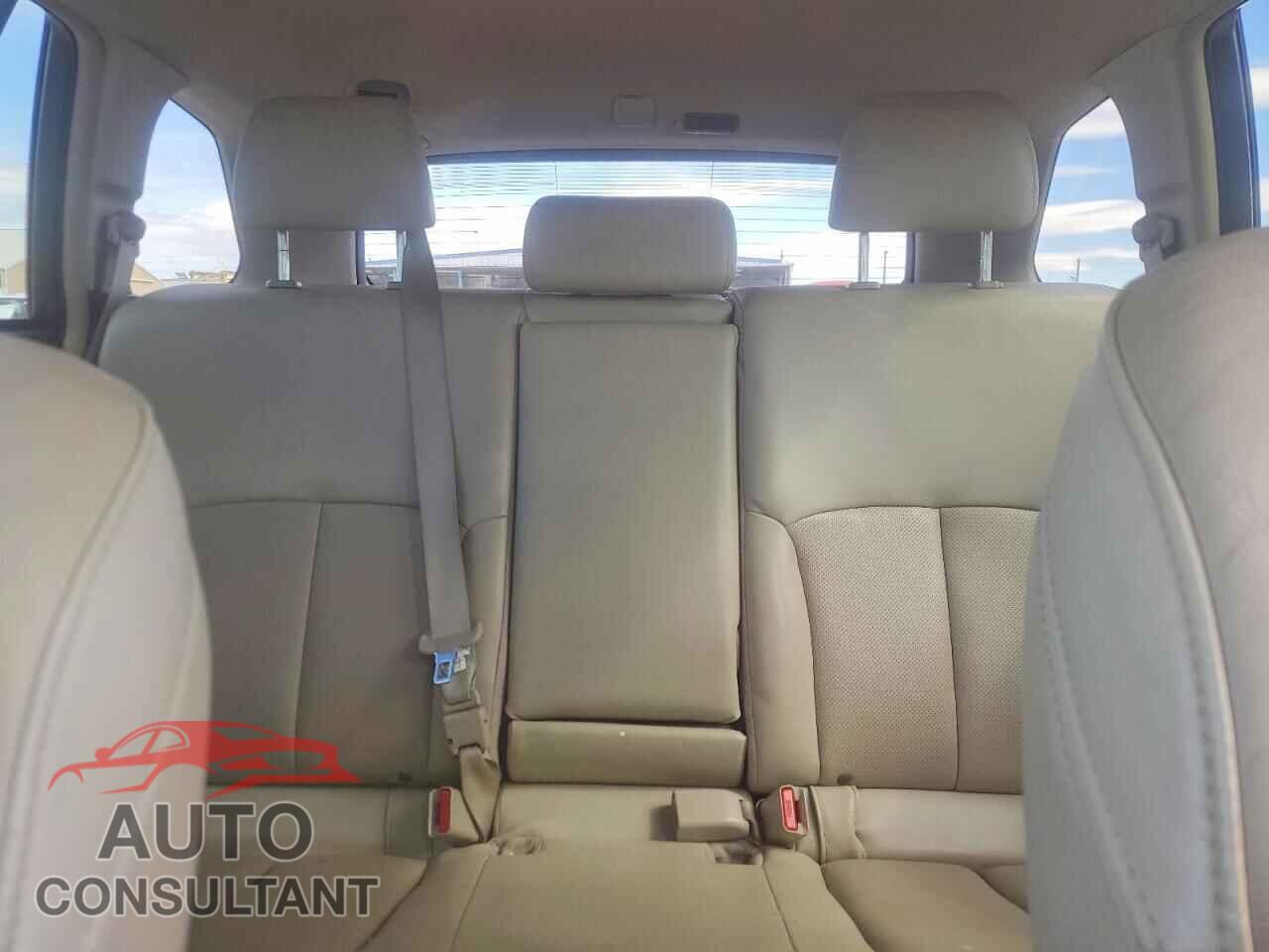 SUBARU OUTBACK 2013 - 4S4BRBLC3D3245567