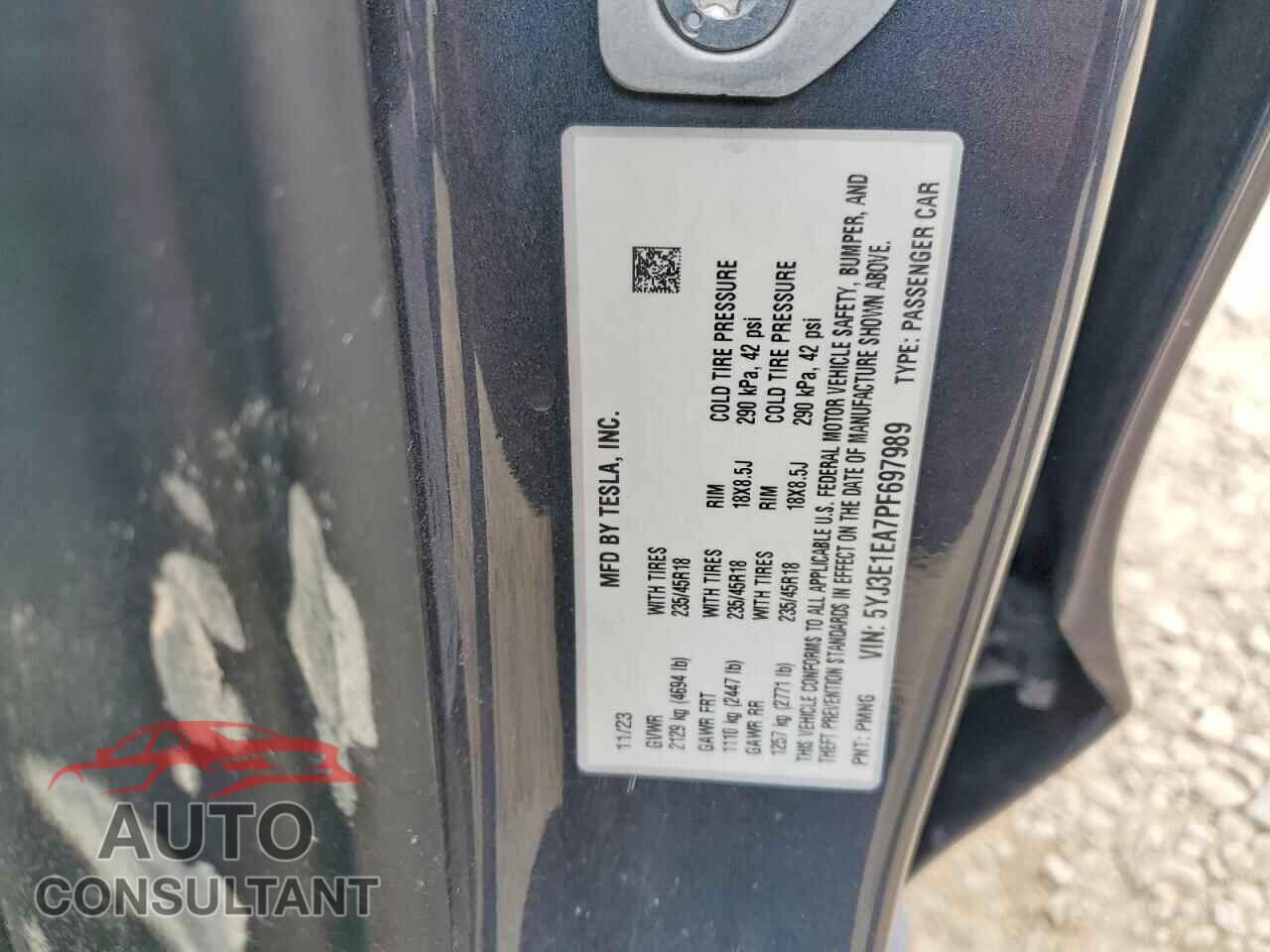 TESLA MODEL 3 2023 - 5YJ3E1EA7PF697989