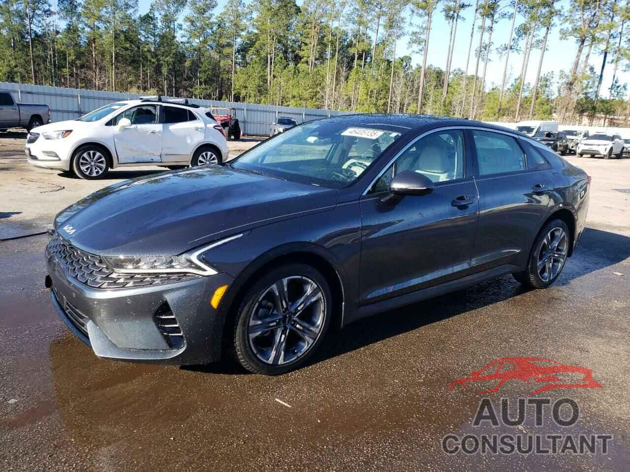 KIA K5 2022 - 5XXG34J25NG161298