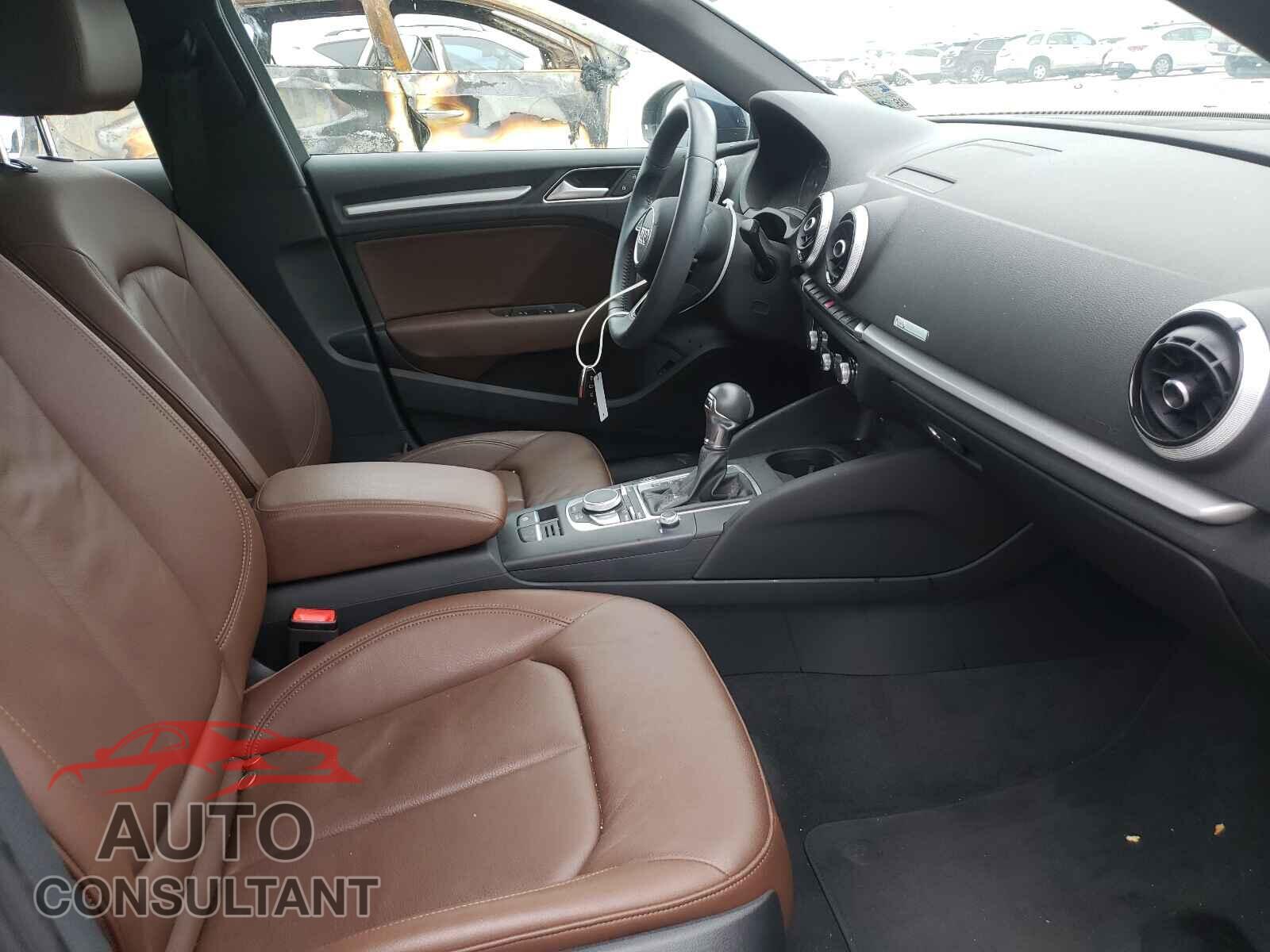AUDI A3 2017 - WAUAUGFF2H1075301