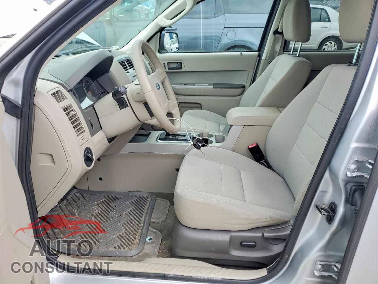 FORD ESCAPE 2010 - 1FMCU0DGXAKD23319