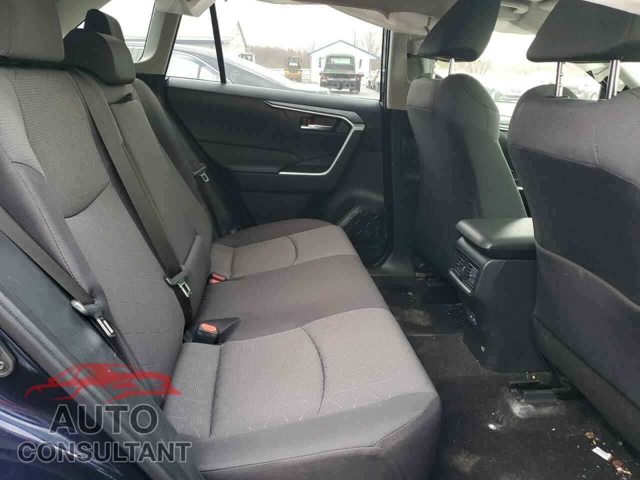 TOYOTA RAV4 2023 - JTMP1RFV7PD093847
