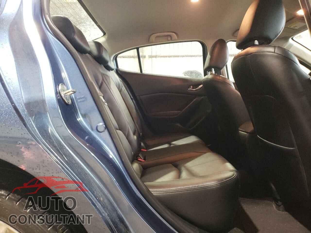 MAZDA 3 2017 - 3MZBN1V77HM113164