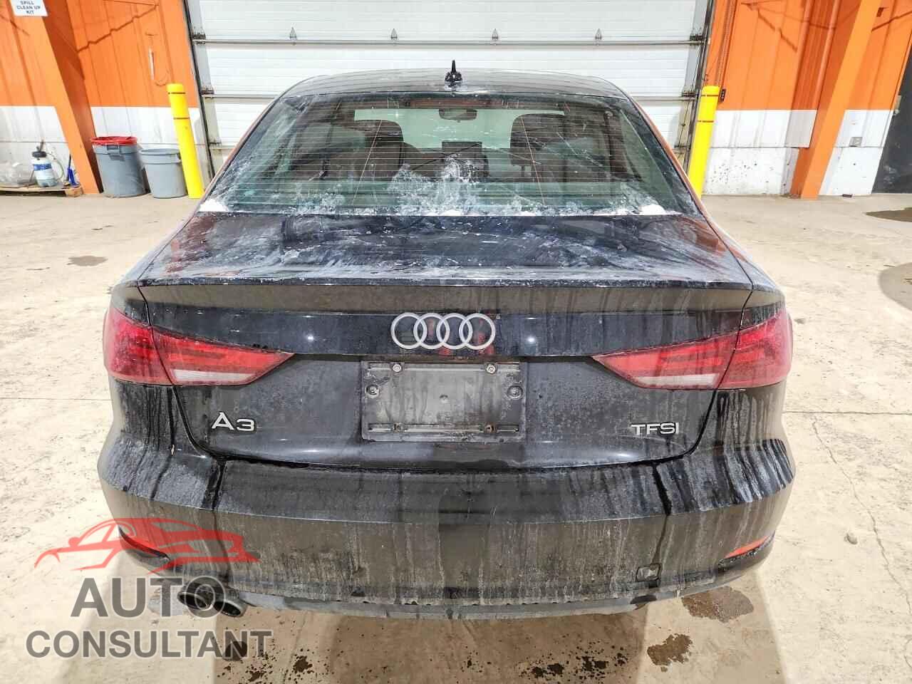AUDI A3 2016 - WAUA7GFF2G1002855