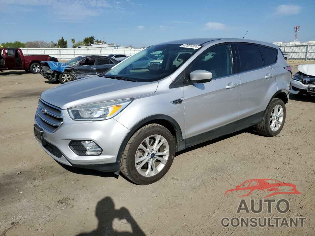 FORD ESCAPE 2017 - 1FMCU9GD4HUE36140