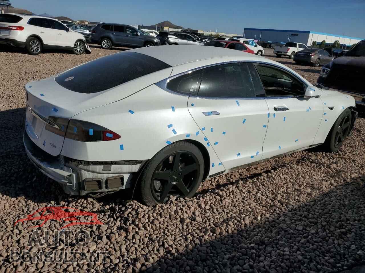 TESLA MODEL S 2016 - 5YJSA1E24GF173988