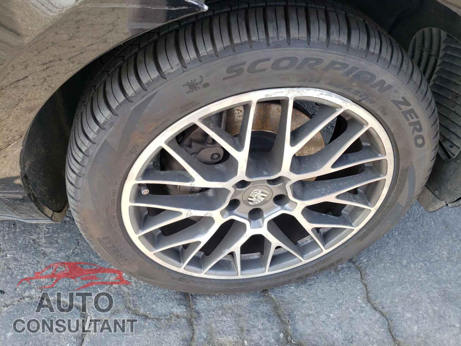 PORSCHE MACAN 2016 - WP1AB2A51GLB50131