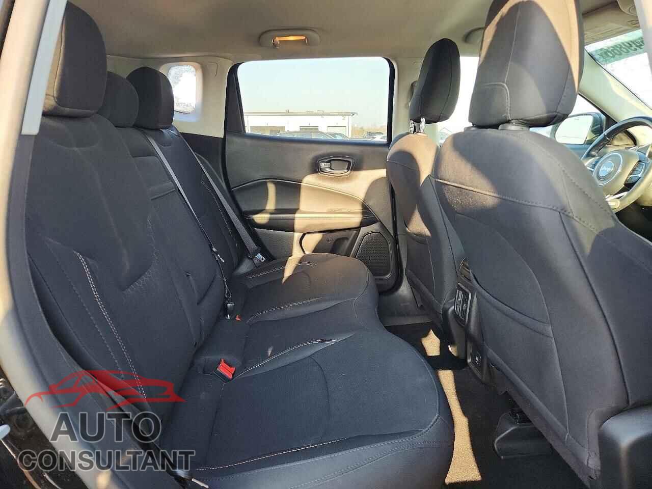 JEEP COMPASS 2020 - 3C4NJDAB5LT116750