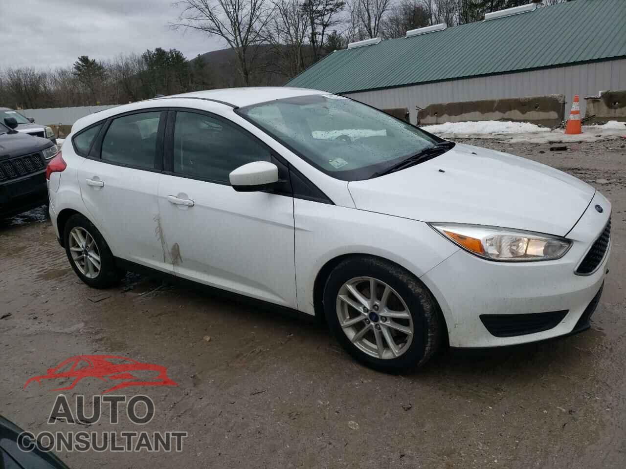 FORD FOCUS 2018 - 1FADP3K26JL213098