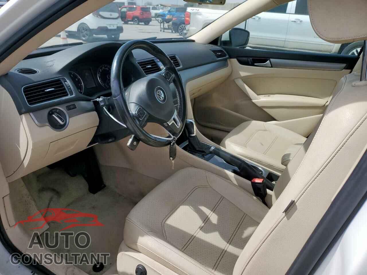 VOLKSWAGEN PASSAT 2015 - 1VWBS7A32FC006911