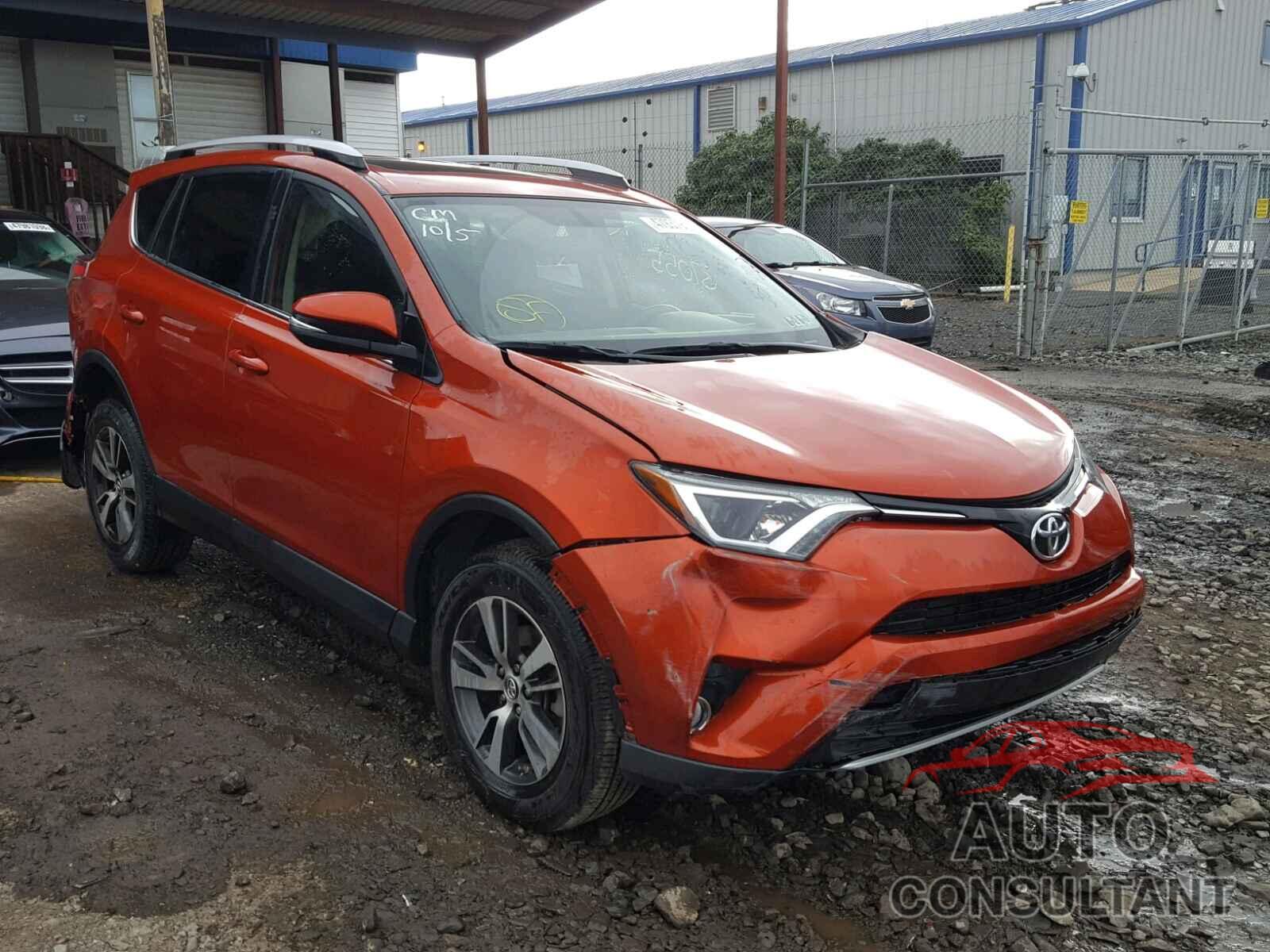TOYOTA RAV4 XLE 2016 - JTMRFREV4GJ094807