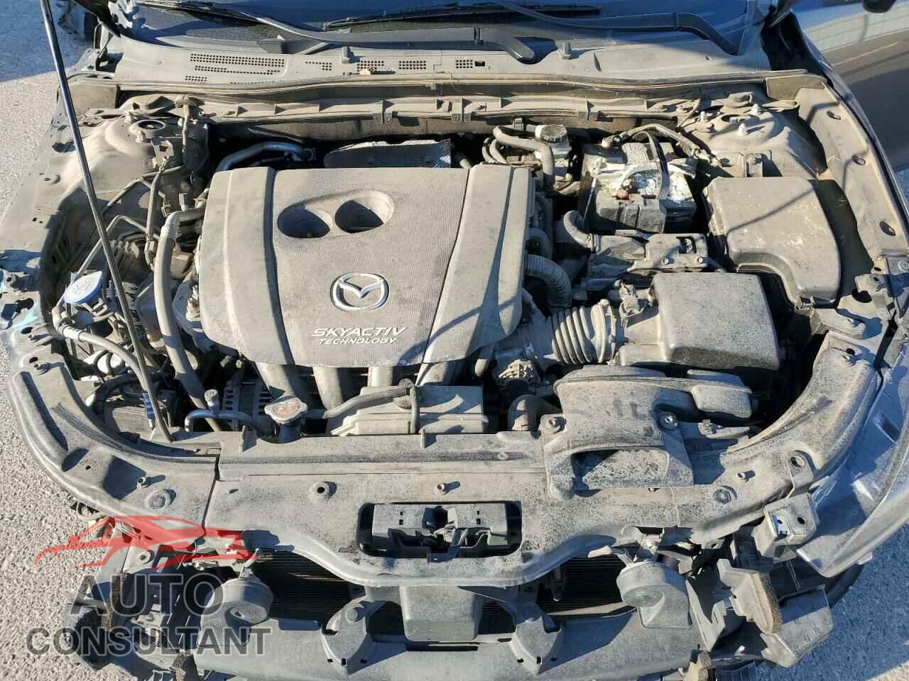 MAZDA 3 2018 - 3MZBN1V3XJM191098