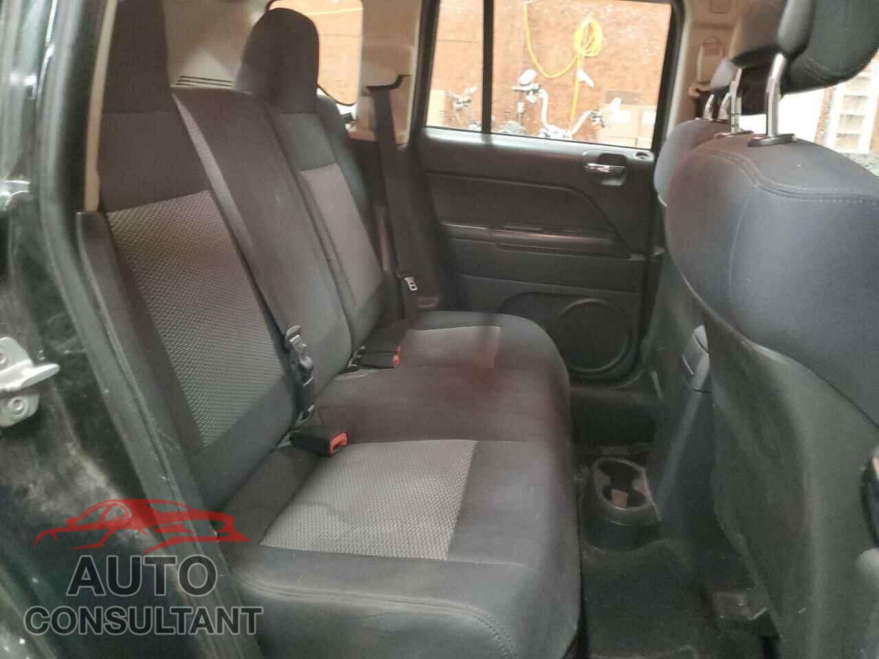 JEEP COMPASS 2010 - 1J4NF4FB5AD589426