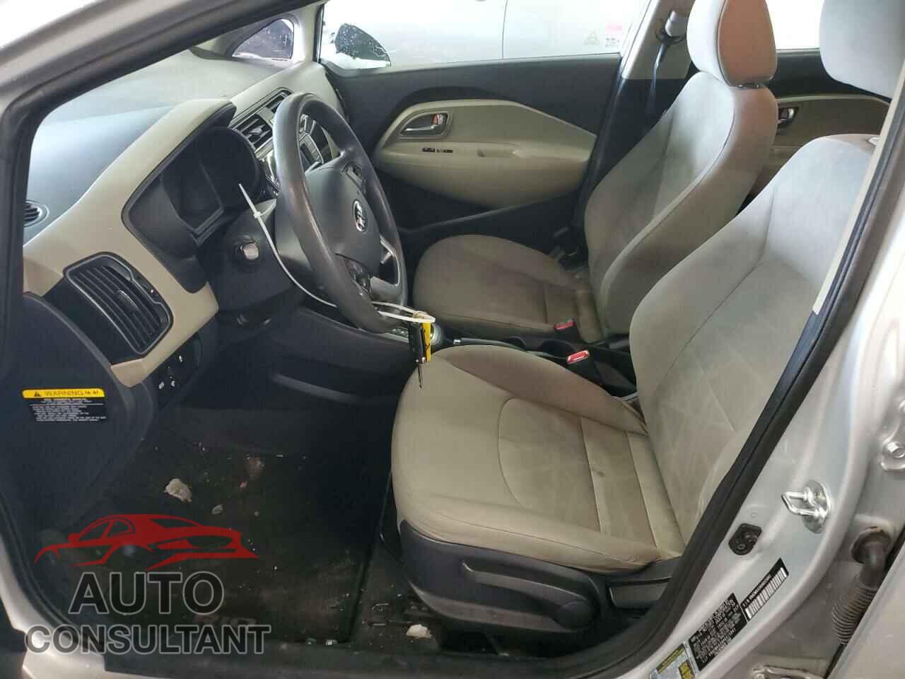 KIA RIO 2017 - KNADM4A34H6015841