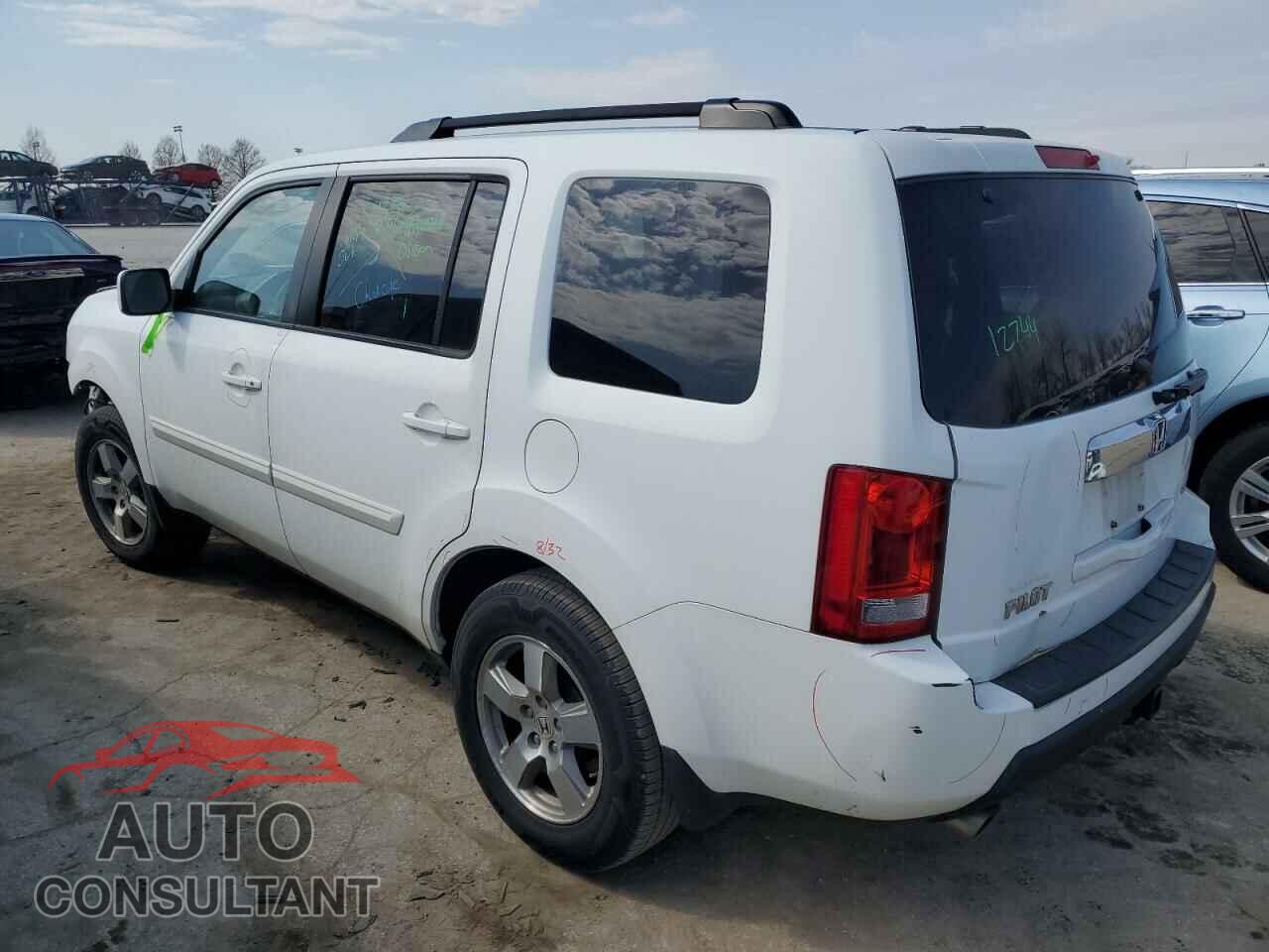 HONDA PILOT 2011 - 5FNYF3H55BB044969