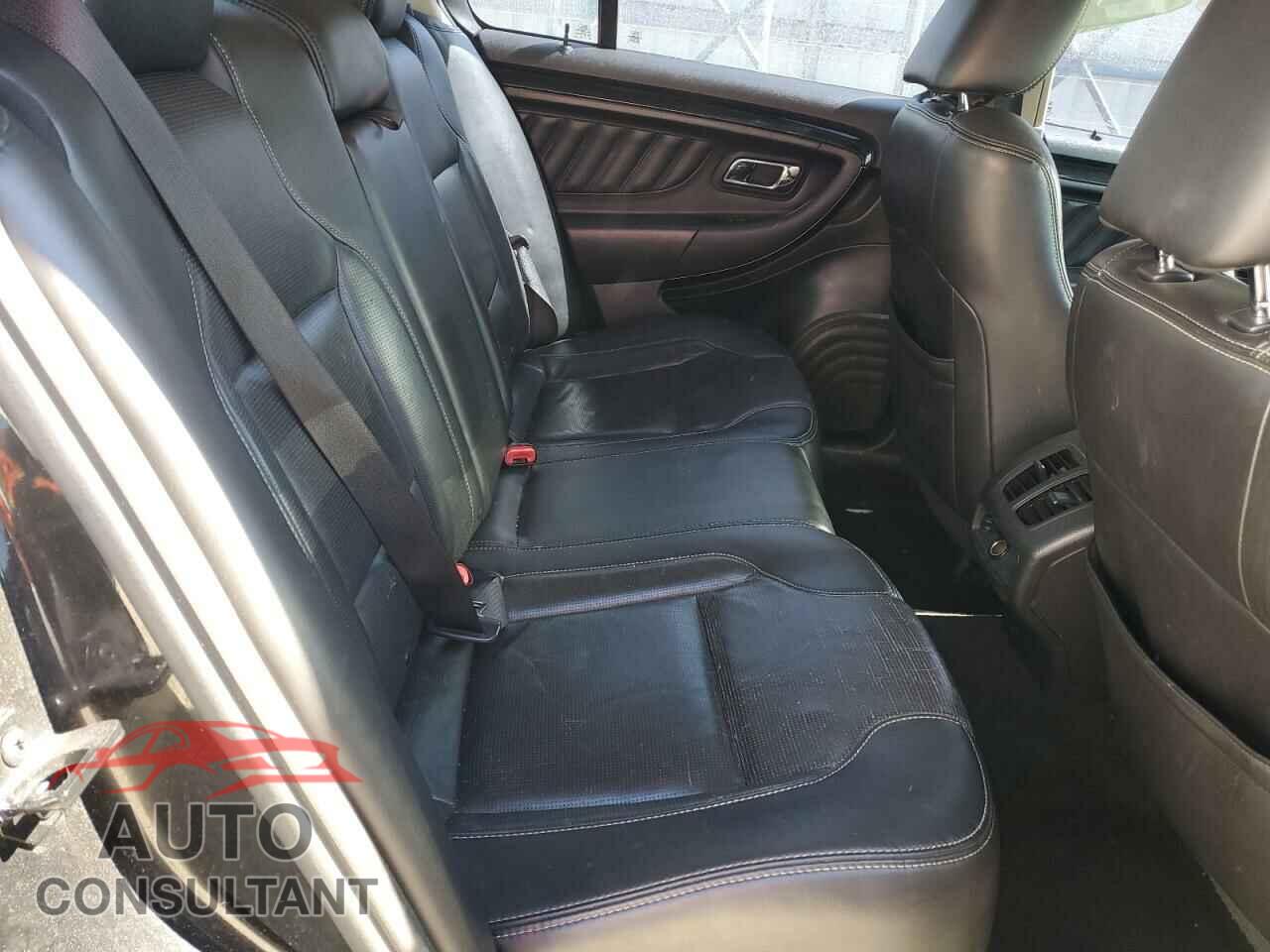 FORD TAURUS 2011 - 1FAHP2FW5BG120365
