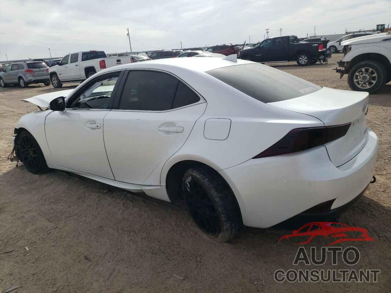 LEXUS IS 2018 - JTHC81D22J5027596