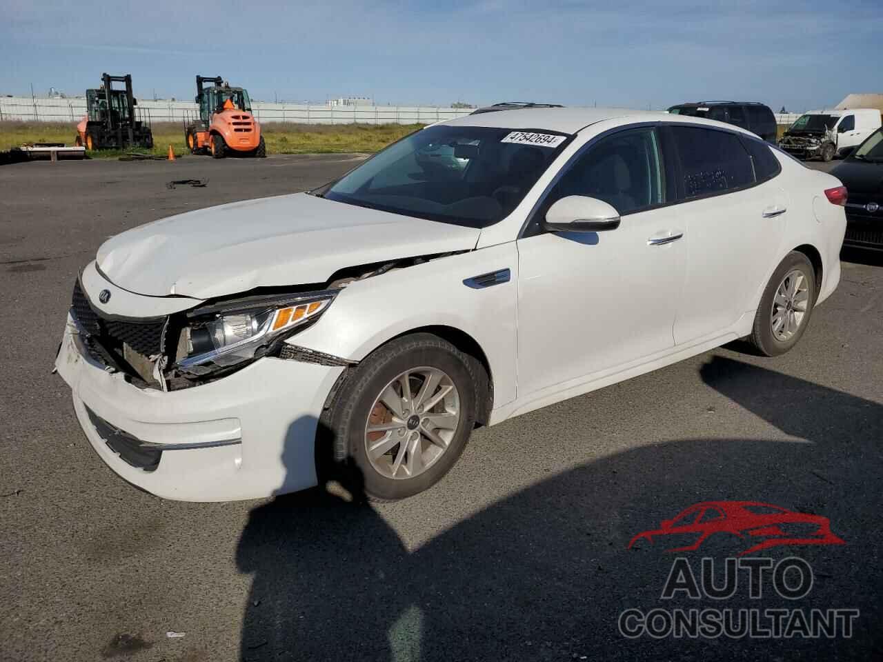 KIA OPTIMA 2018 - 5XXGT4L38JG180444