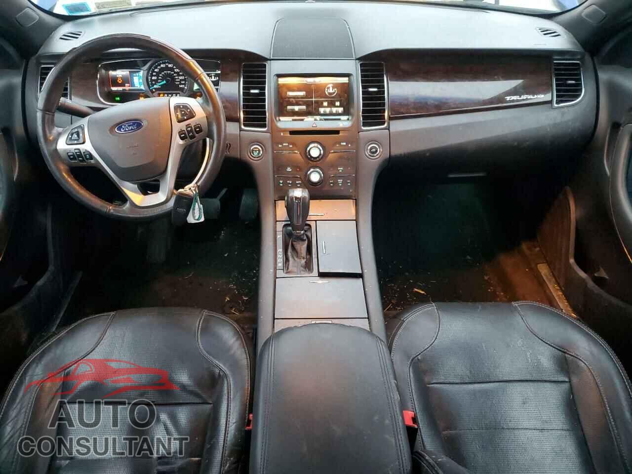 FORD TAURUS 2015 - 1FAHP2F84FG104651