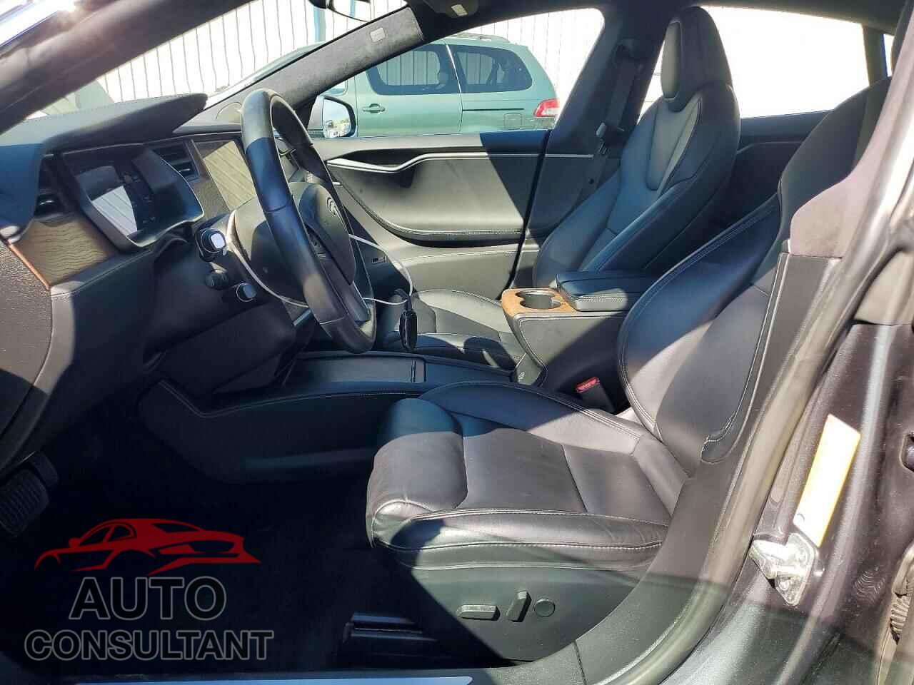 TESLA MODEL S 2020 - 5YJSA1E24LF379029