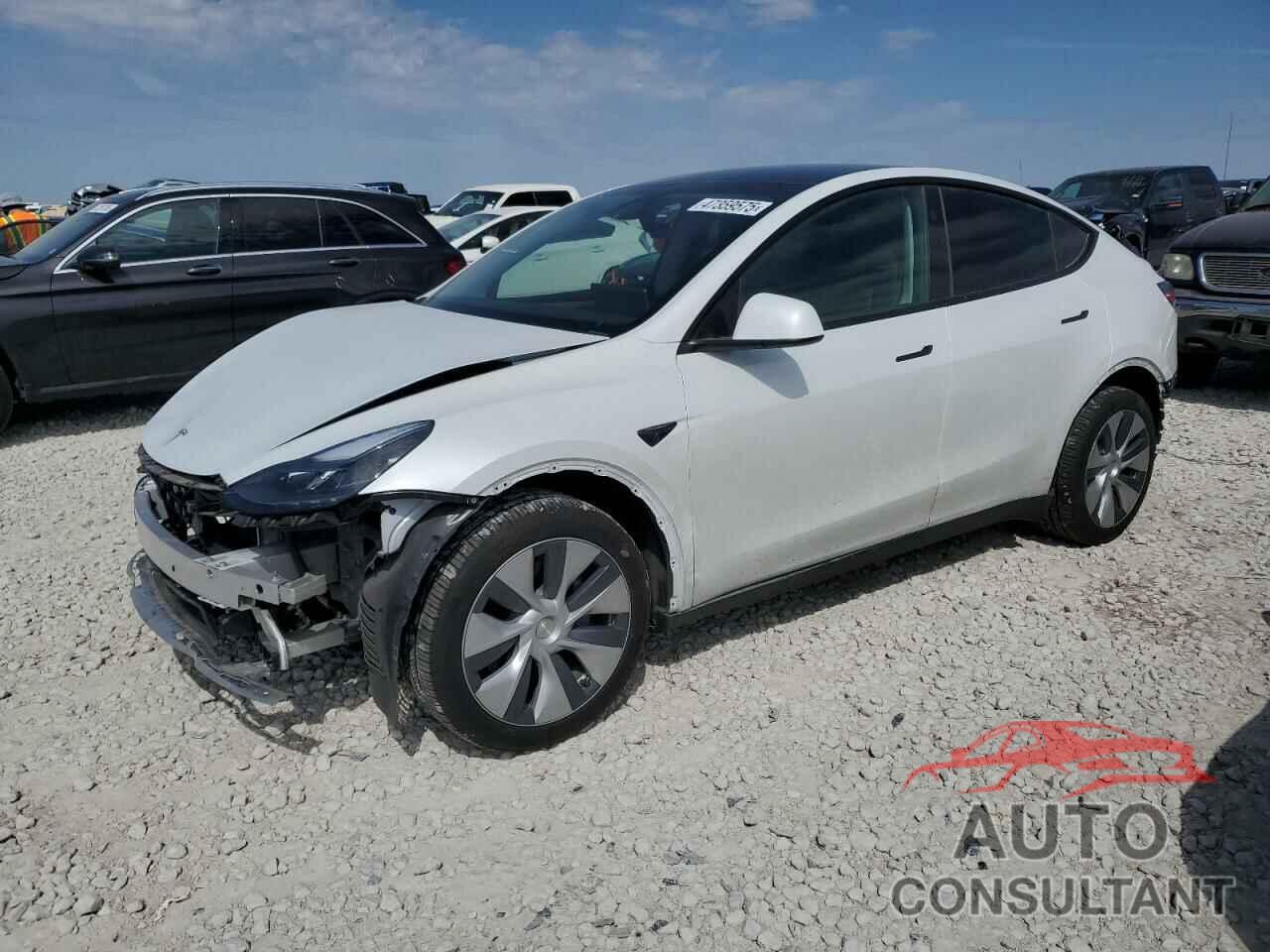 TESLA MODEL Y 2024 - 7SAYGDEE5RA290471