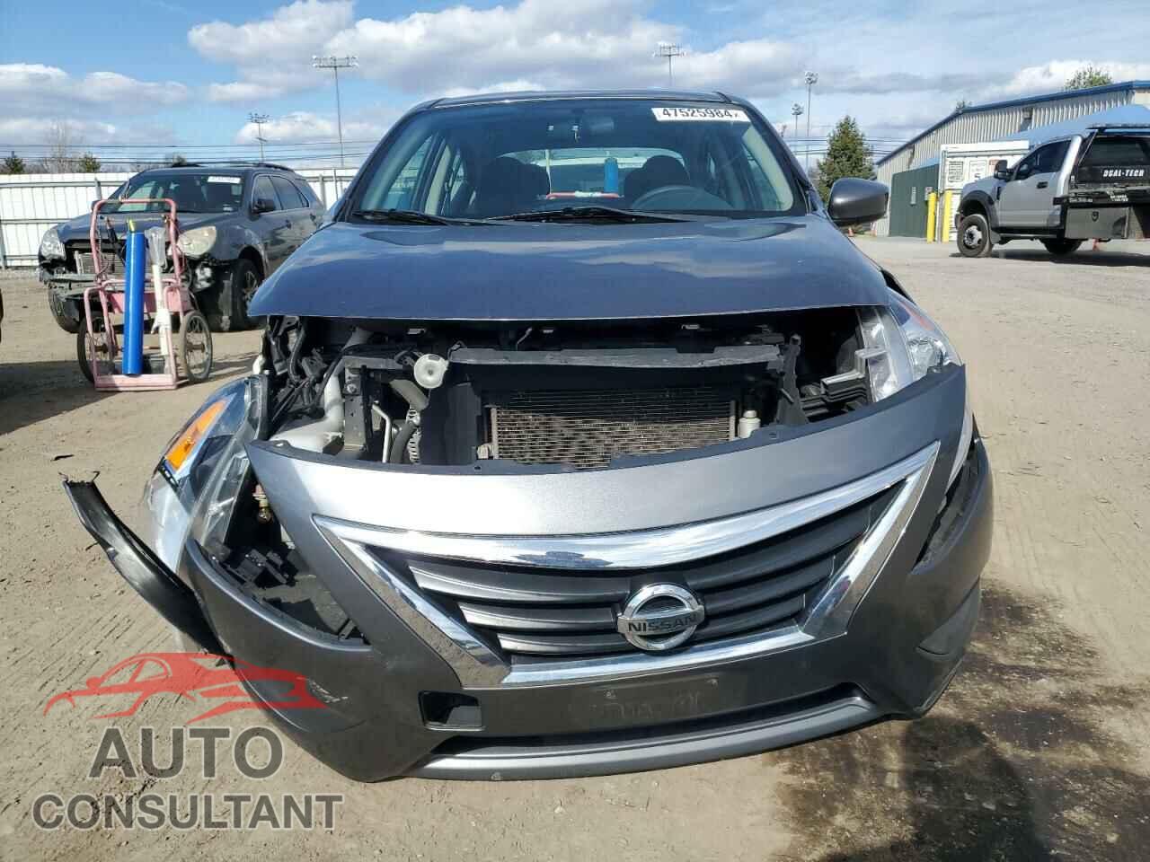 NISSAN VERSA 2017 - 3N1CN7AP2HL840818