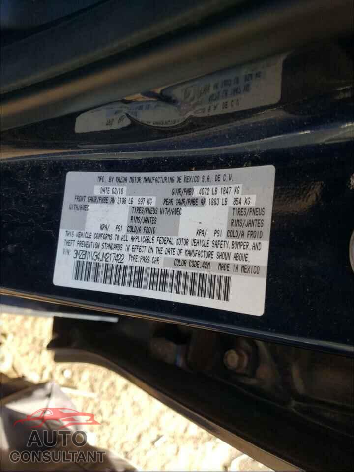 MAZDA 3 2018 - 3MZBN1V34JM217422
