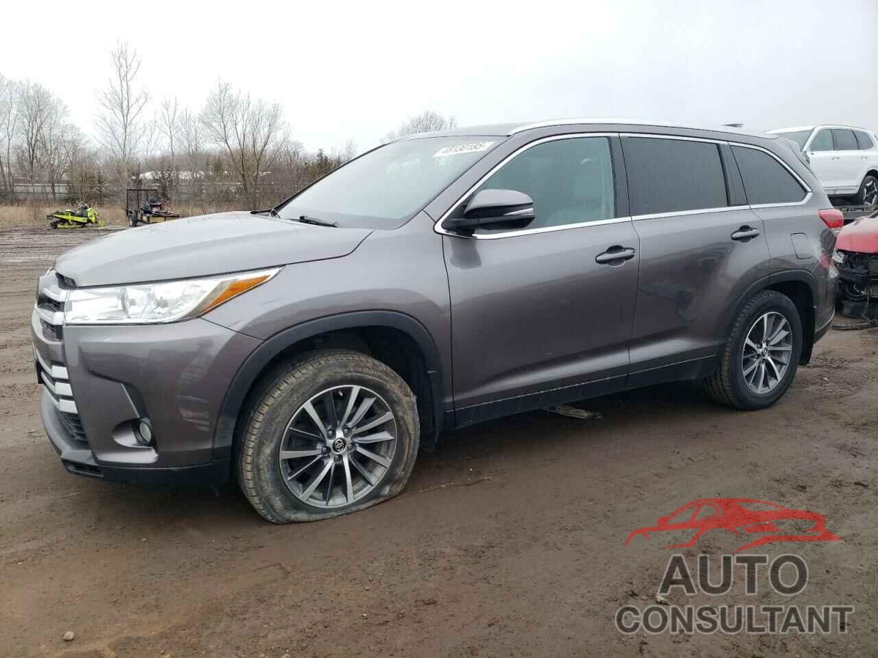 TOYOTA HIGHLANDER 2019 - 5TDJZRFH3KS583109
