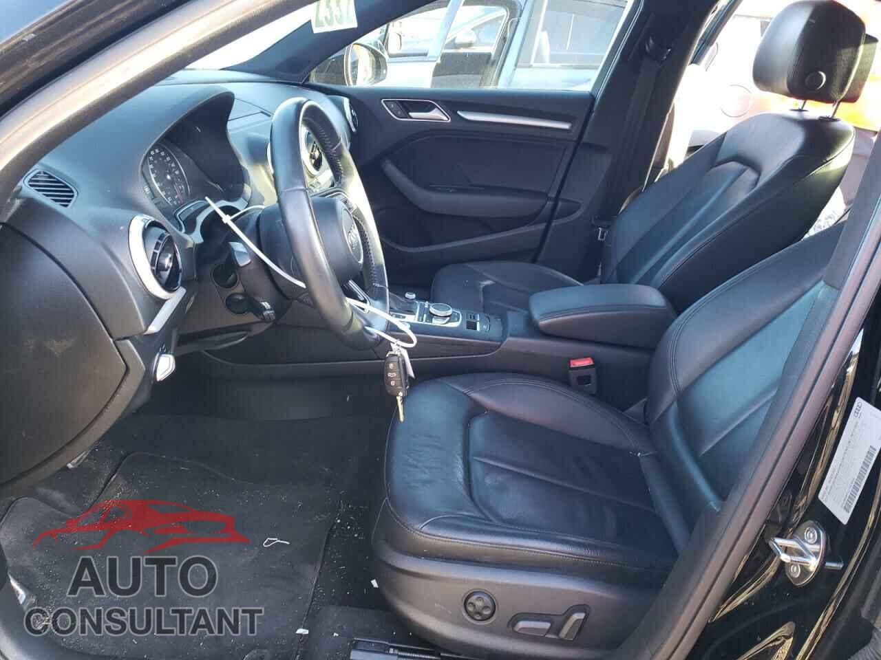 AUDI A3 2018 - WAUB8GFF2J1043883