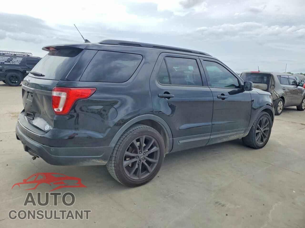 FORD EXPLORER 2018 - 1FM5K7D88JGB88781