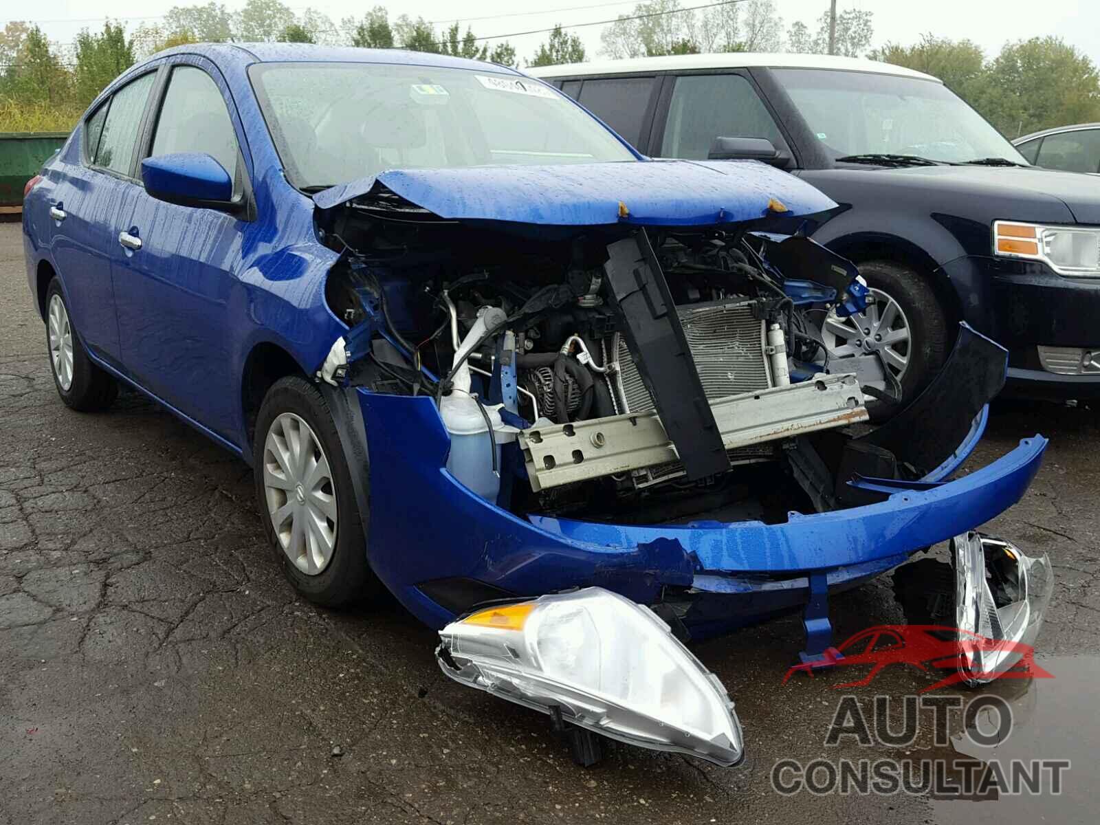 NISSAN VERSA 2017 - 3N1CN7AP5HL842904