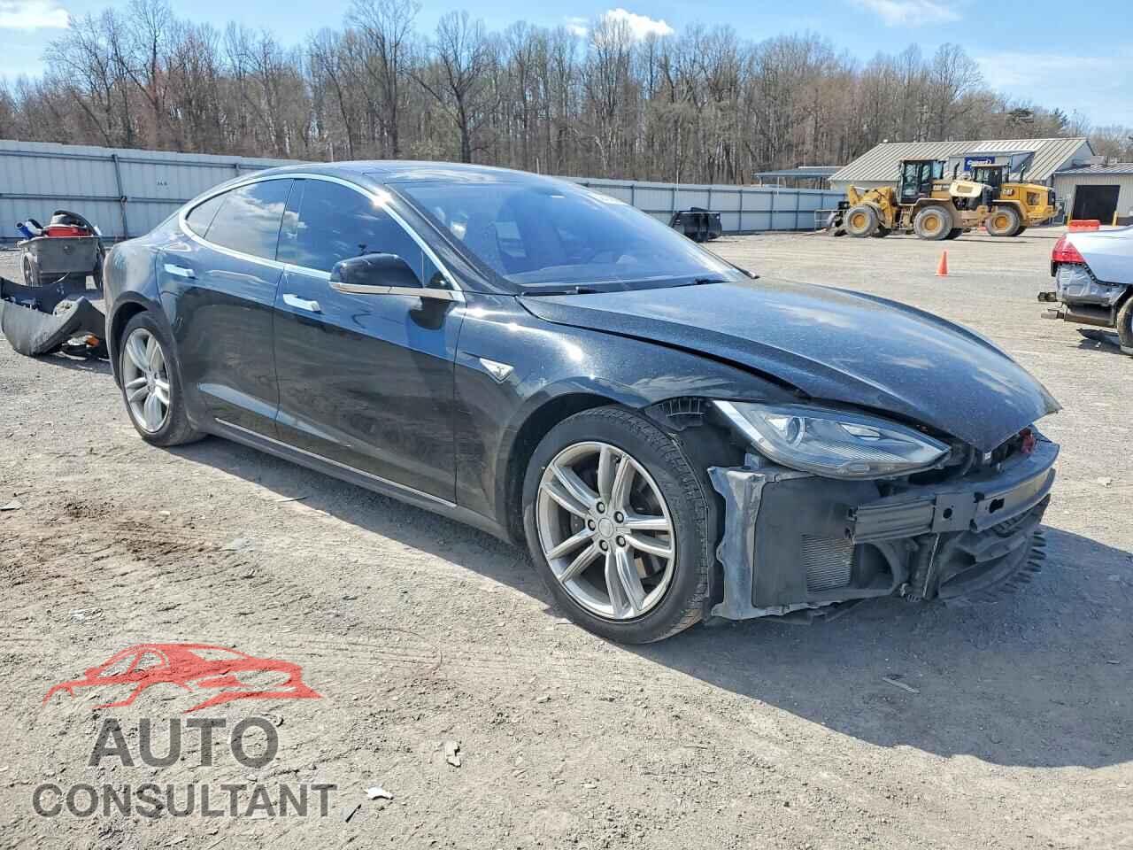 TESLA MODEL S 2014 - 5YJSA1H19EFP40177