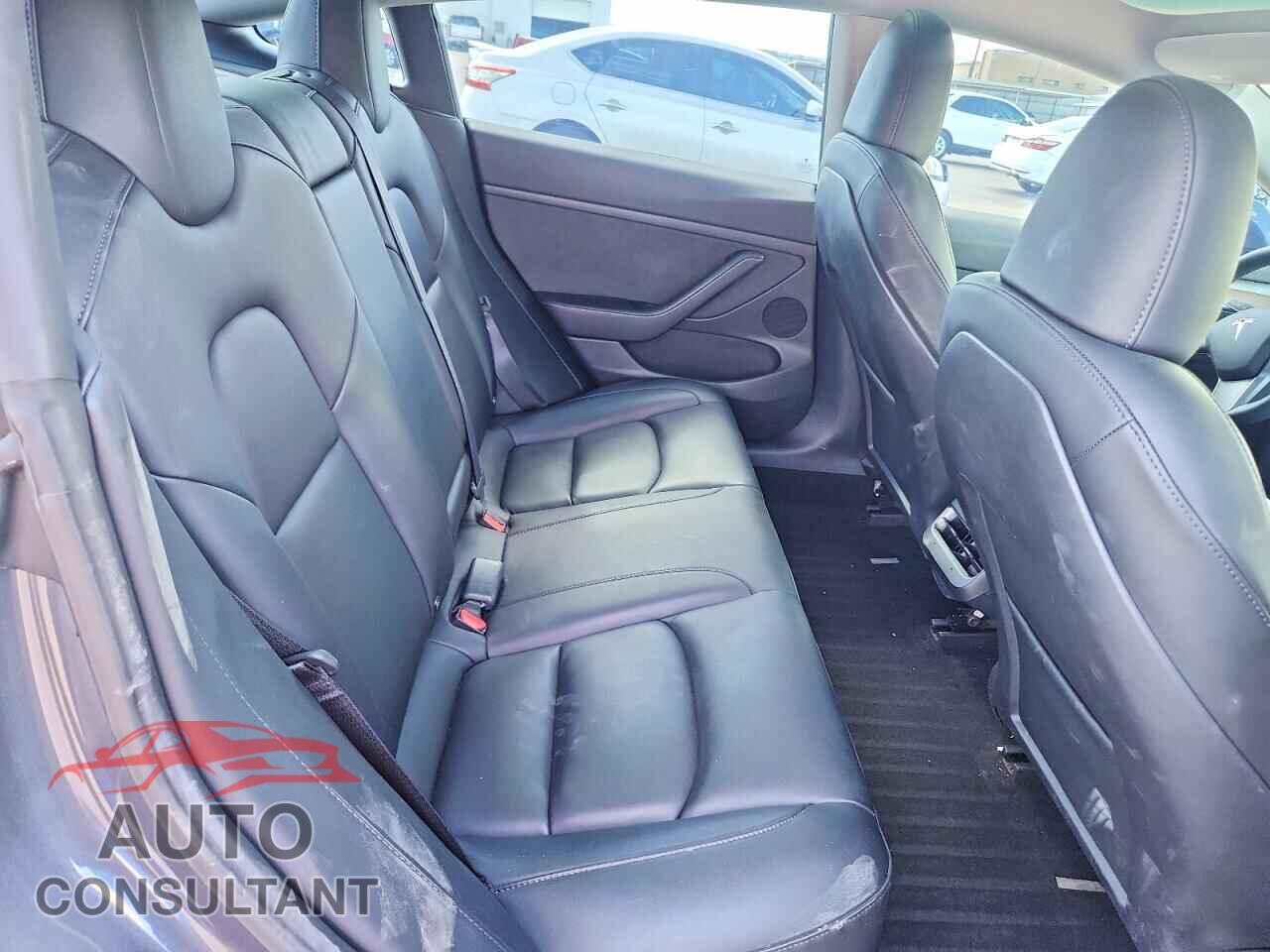 TESLA MODEL 3 2023 - 5YJ3E1EA1PF664034