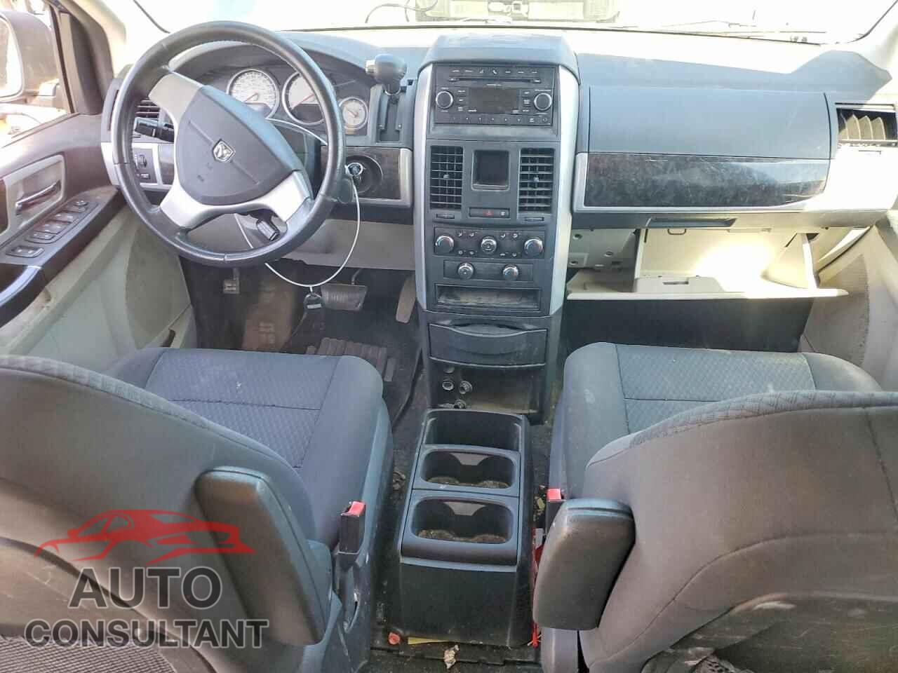 DODGE CARAVAN 2010 - 2D4RN5D15AR144209