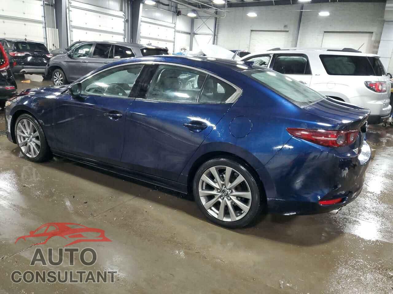 MAZDA 3 2019 - 3MZBPAEM9KM100603