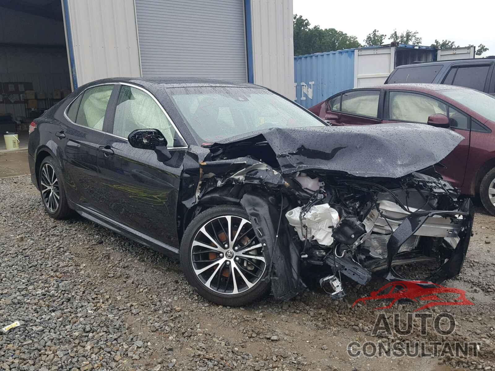 TOYOTA CAMRY 2018 - JTNB11HK5J3024520