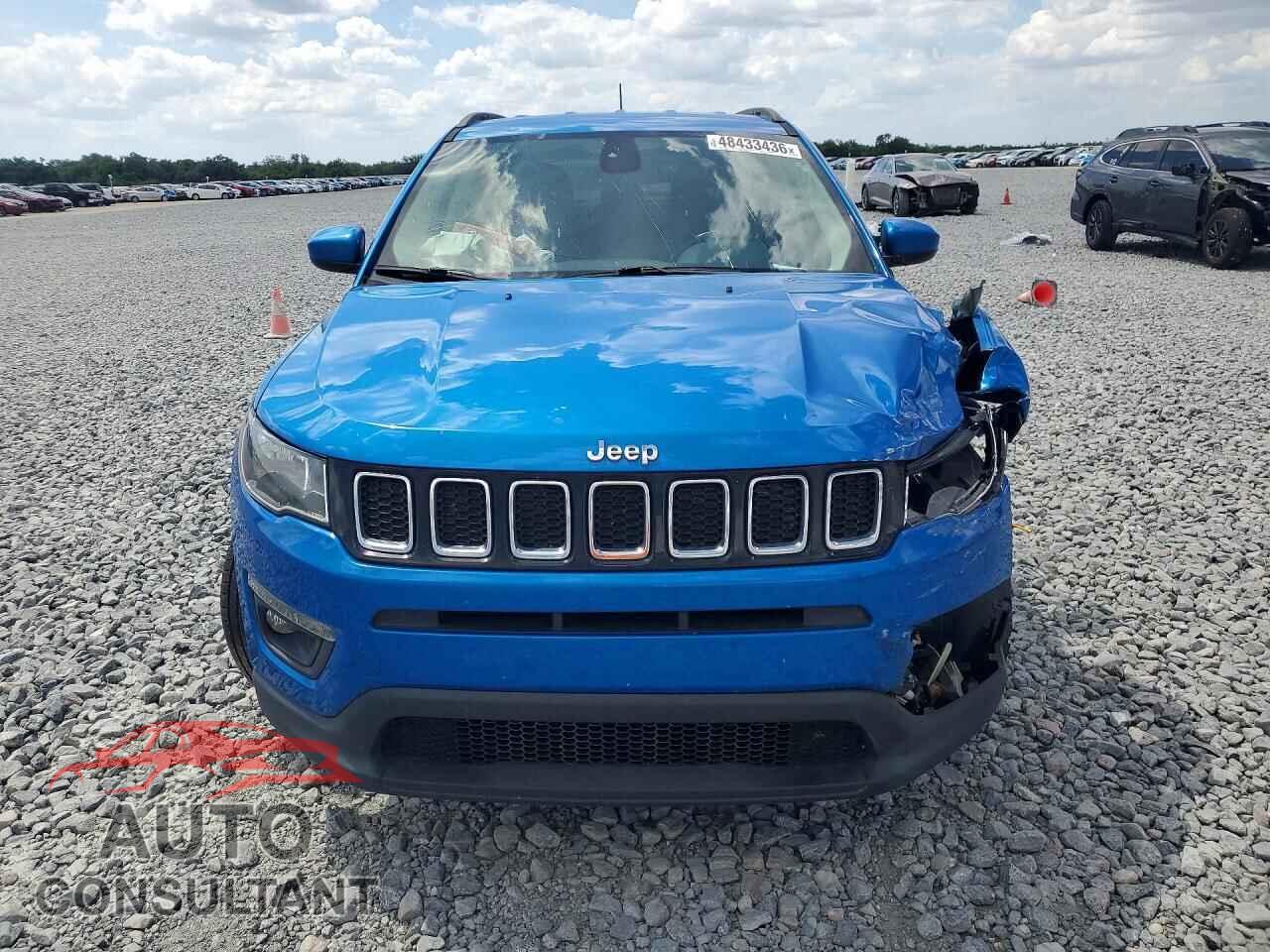 JEEP COMPASS 2017 - 3C4NJCBB3HT668621