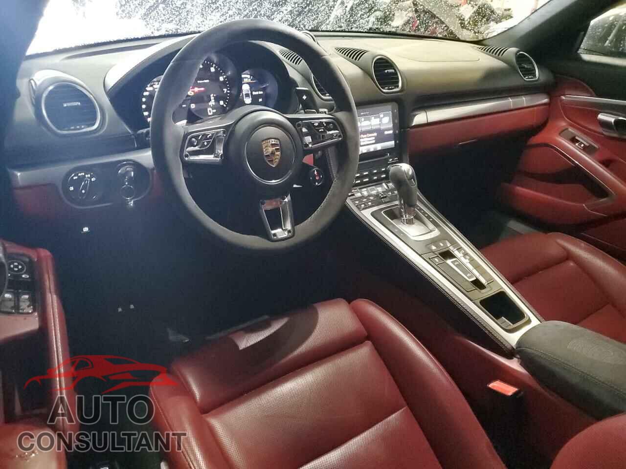 PORSCHE BOXSTER 2018 - WP0CB2A81JS228165