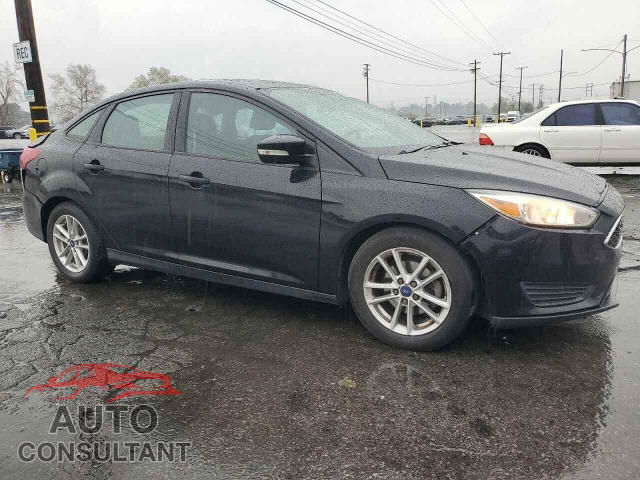 FORD FOCUS 2016 - 1FADP3F23GL285346