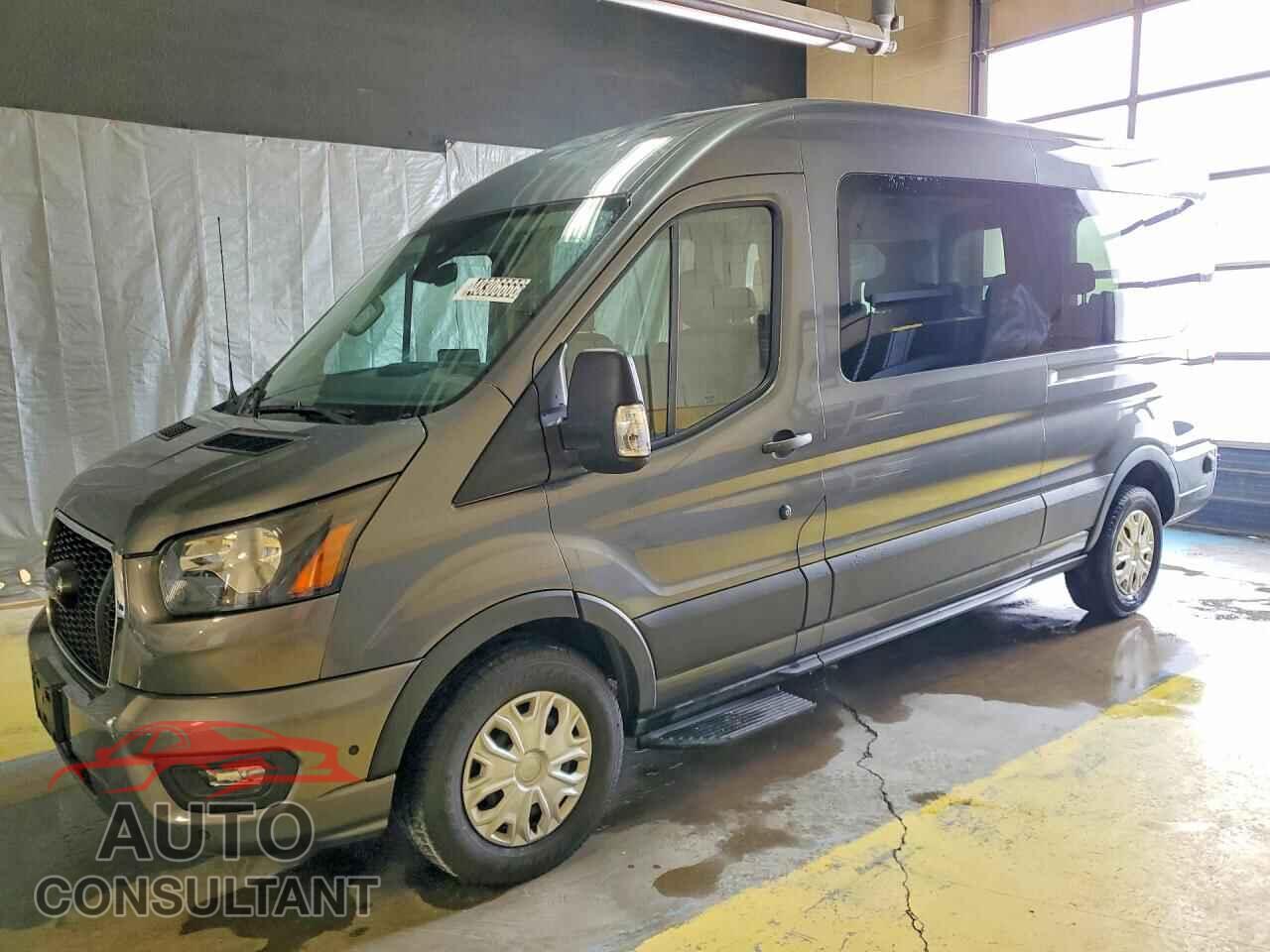 FORD TRANSIT 2024 - 1FBAX2C86RKA49805